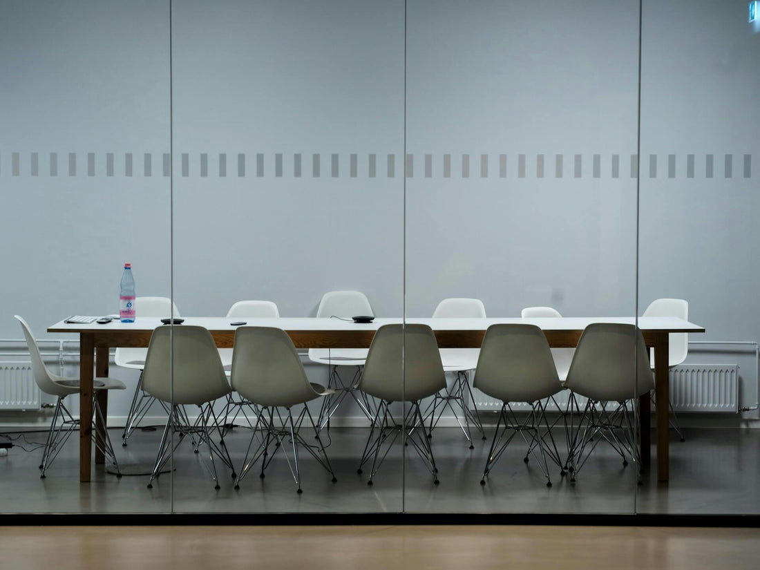 Best Conference Room Tables for Productive Meetings - Platinum-Level Office Chairs