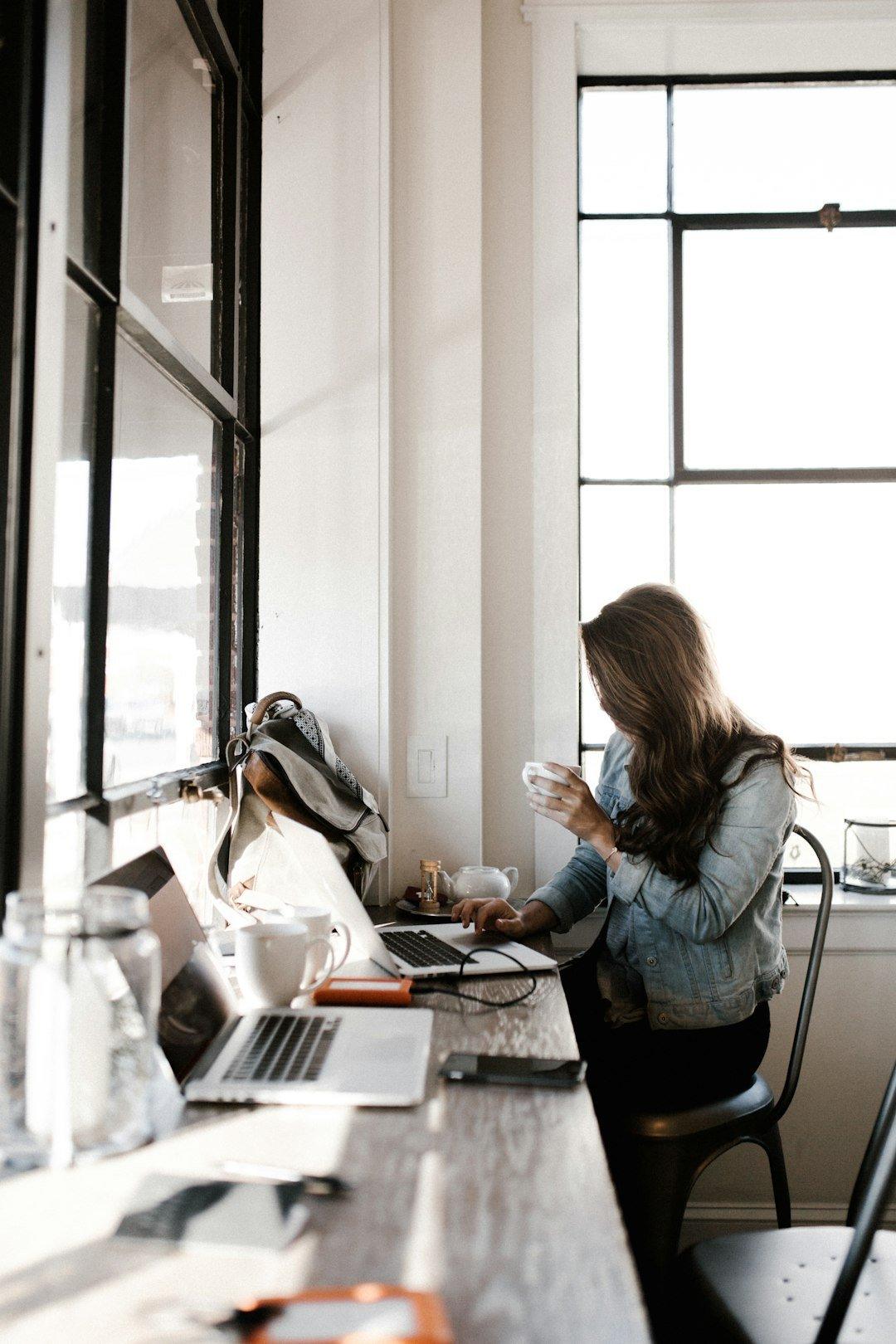 Essential Office Chair Maintenance: Expert Tips for Longevity - Platinum-Level Office Chairs