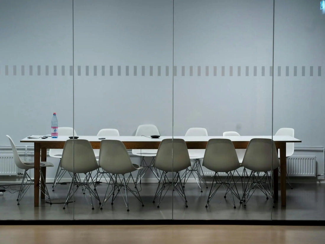 Best Conference Room Tables for Productive Meetings - Platinum-Level Office Chairs