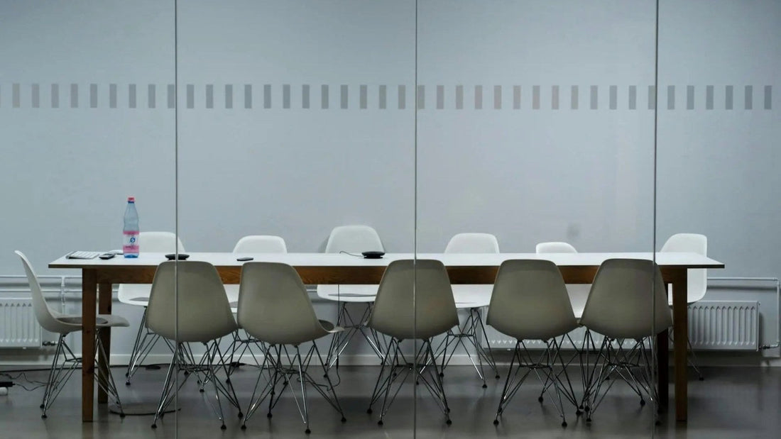 Best Conference Room Tables for Productive Meetings Platinum-Level Office Chairs