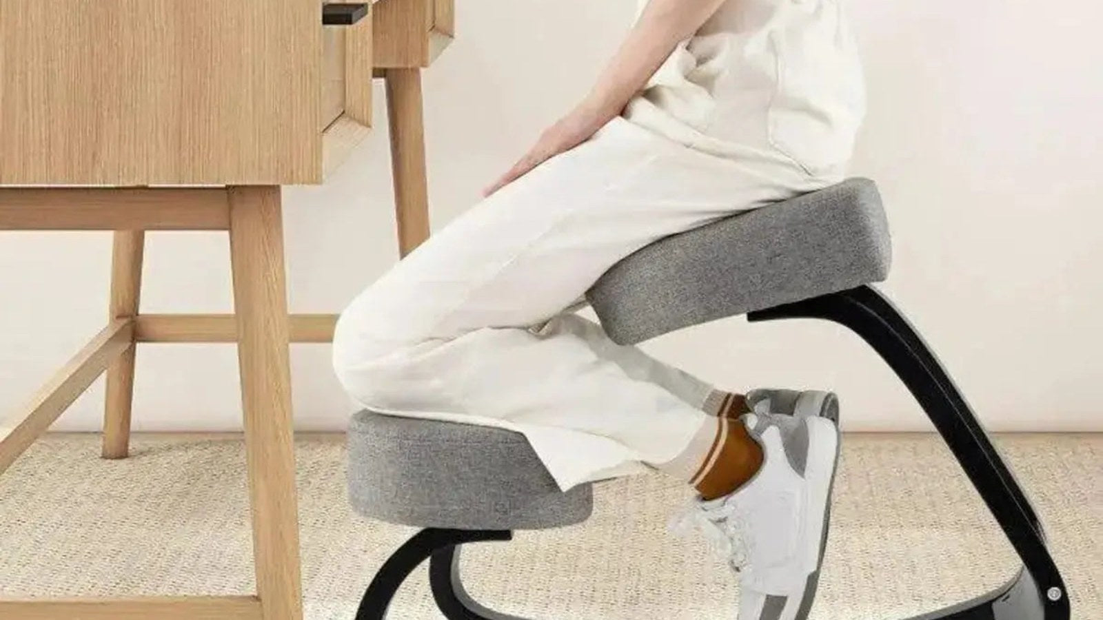 Ergonomic Kneeling Office Chair Guide: Benefits, and Tips Platinum-Level Office Chairs