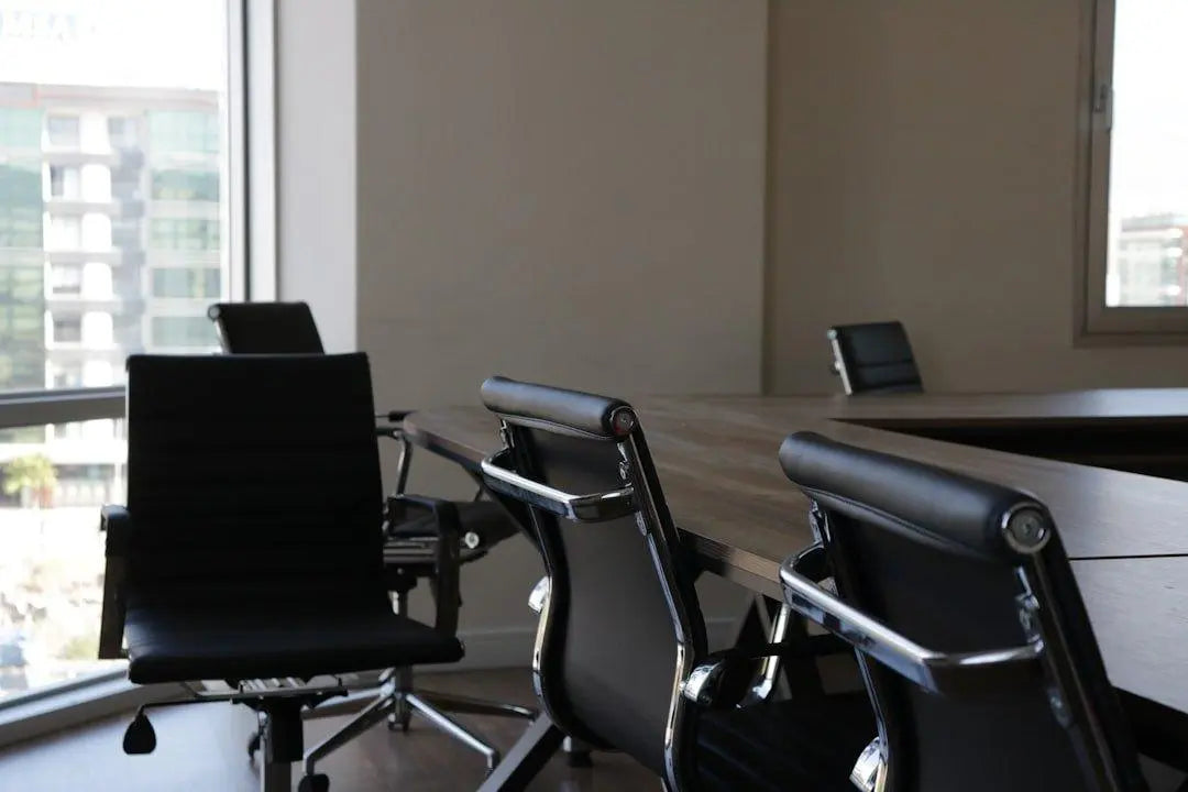 The Evolution of Big & Tall Office Chairs: From Functionality to Style - Platinum-Level Office Chairs