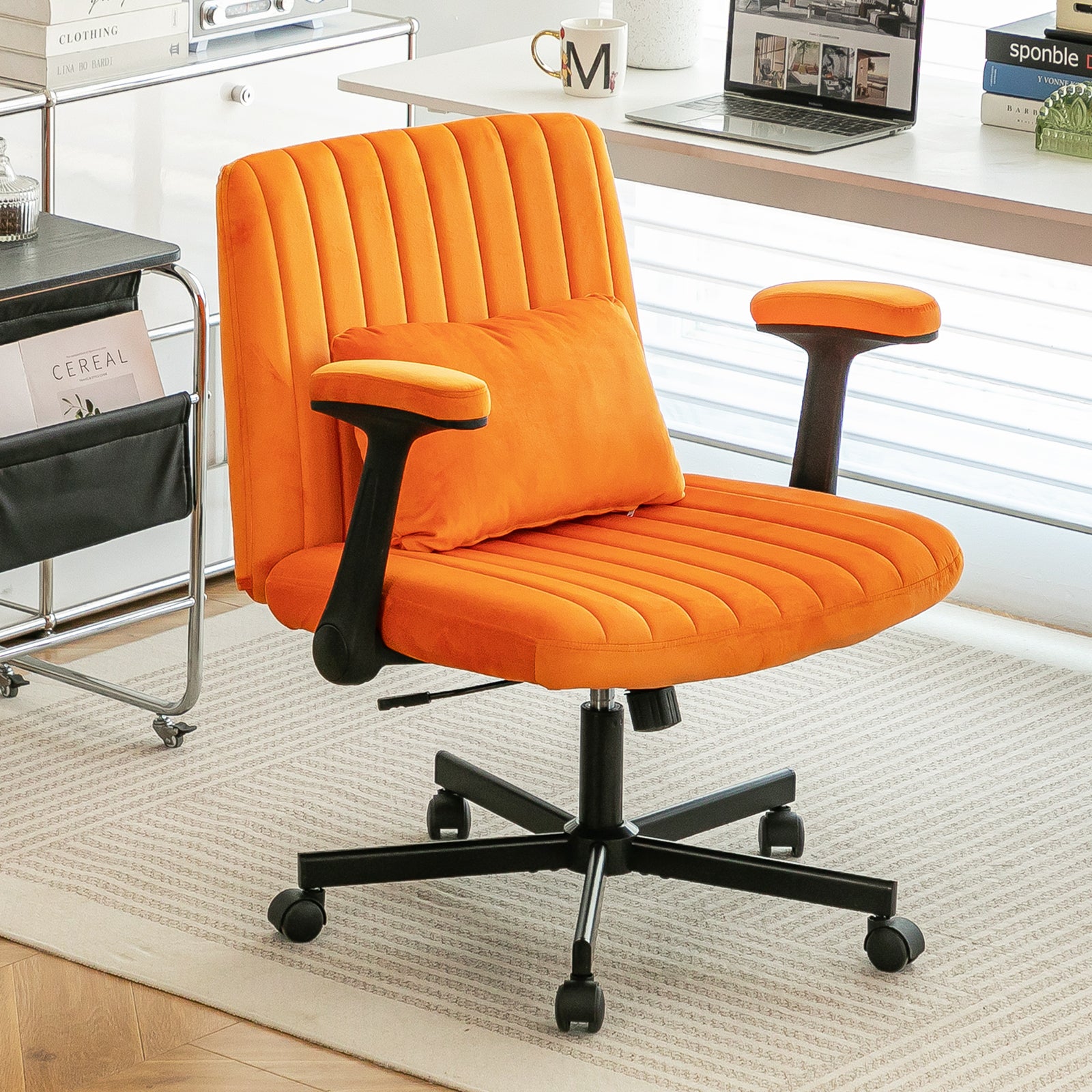 25682329