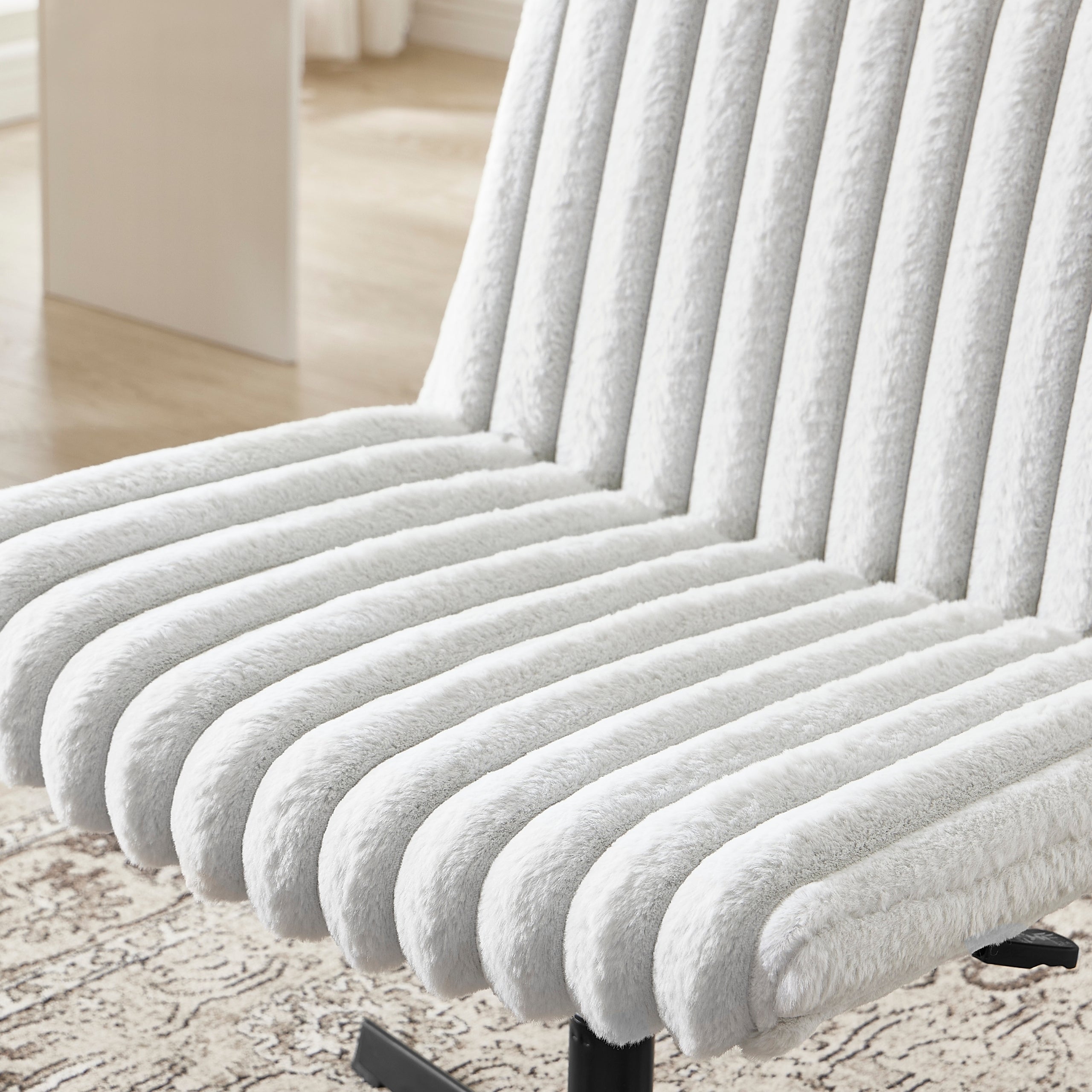 Blynn criss cross vanity chair – view 6