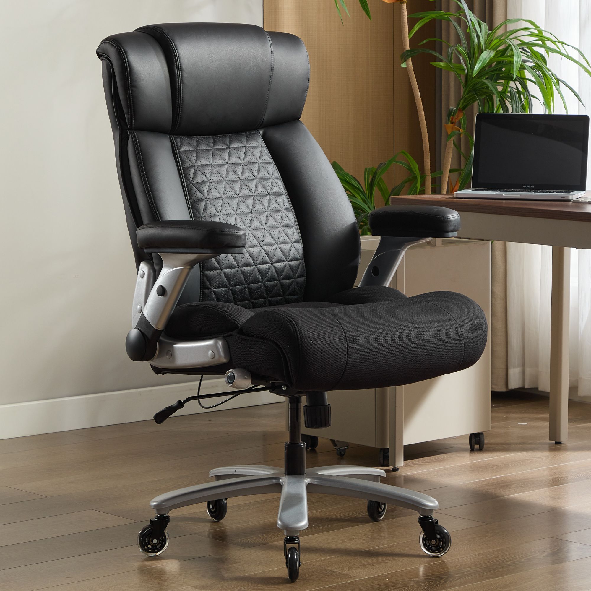 Big and Tall Office Chair With 500lb Capacity, Adjustable Lumbar, Wide Seat, Flip Up Arms And Breathable Leather - Platinum-Level Office Chairs