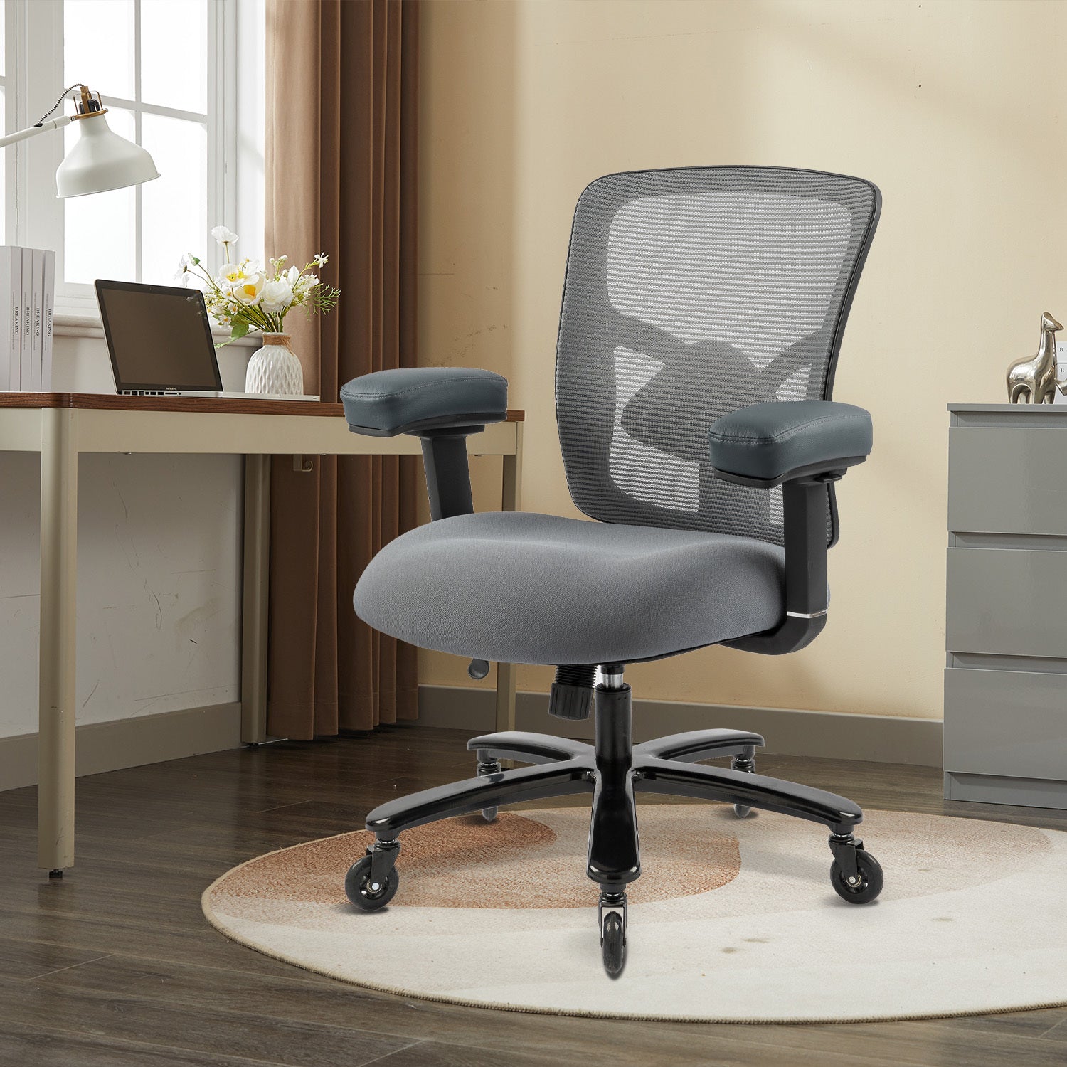 500 LBS Big and Tall Mesh Office Chair with 4D Armrests