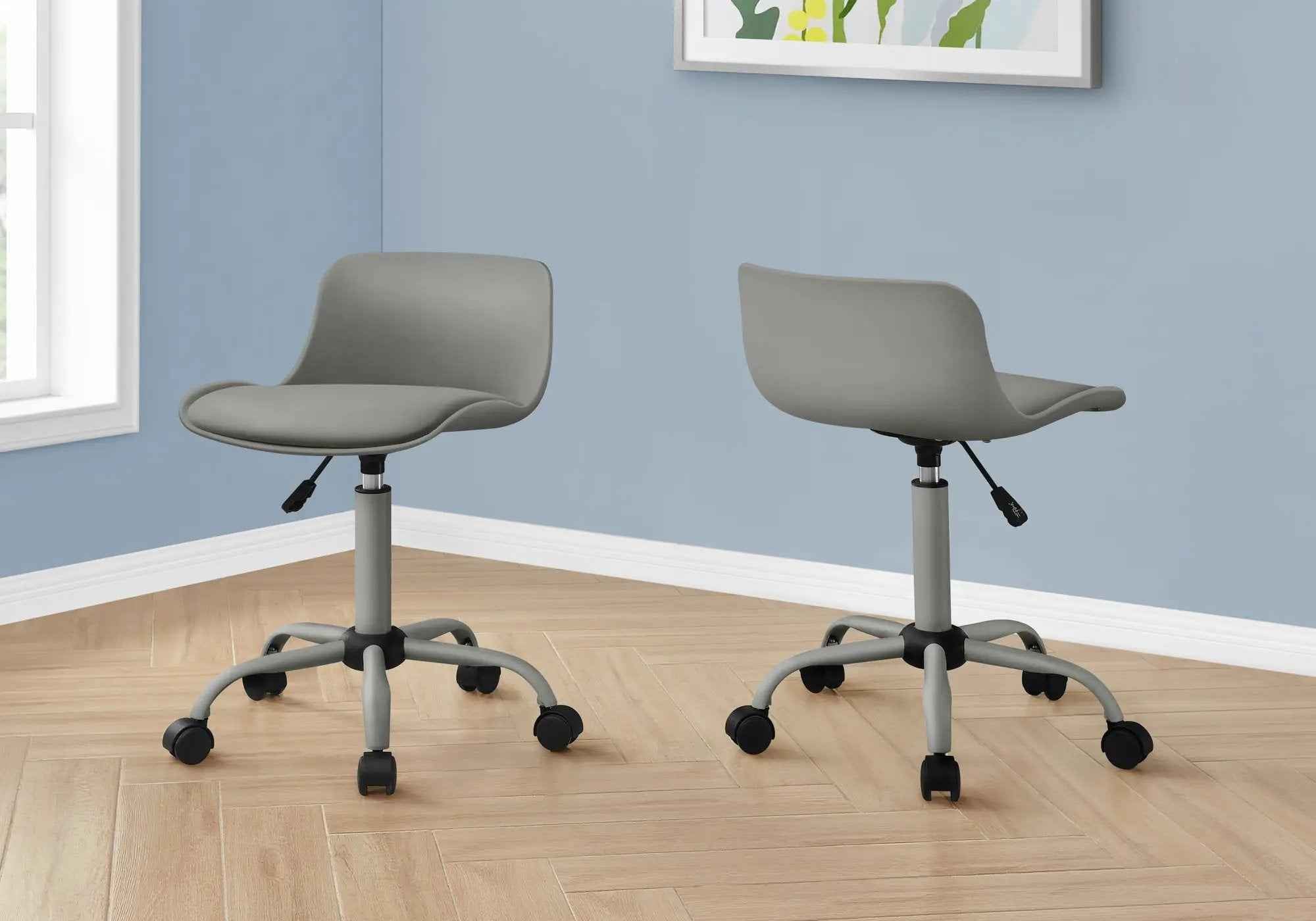 Adjustable Grey Ergonomic Office Chair for Modern Computer Desks
