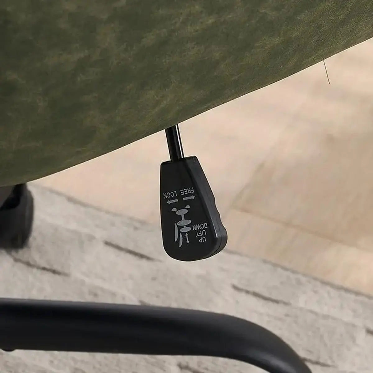 Green PU leather GiGA office task chair with adjustable height and sturdy metal frame, ergonomic design for comfortable seating.