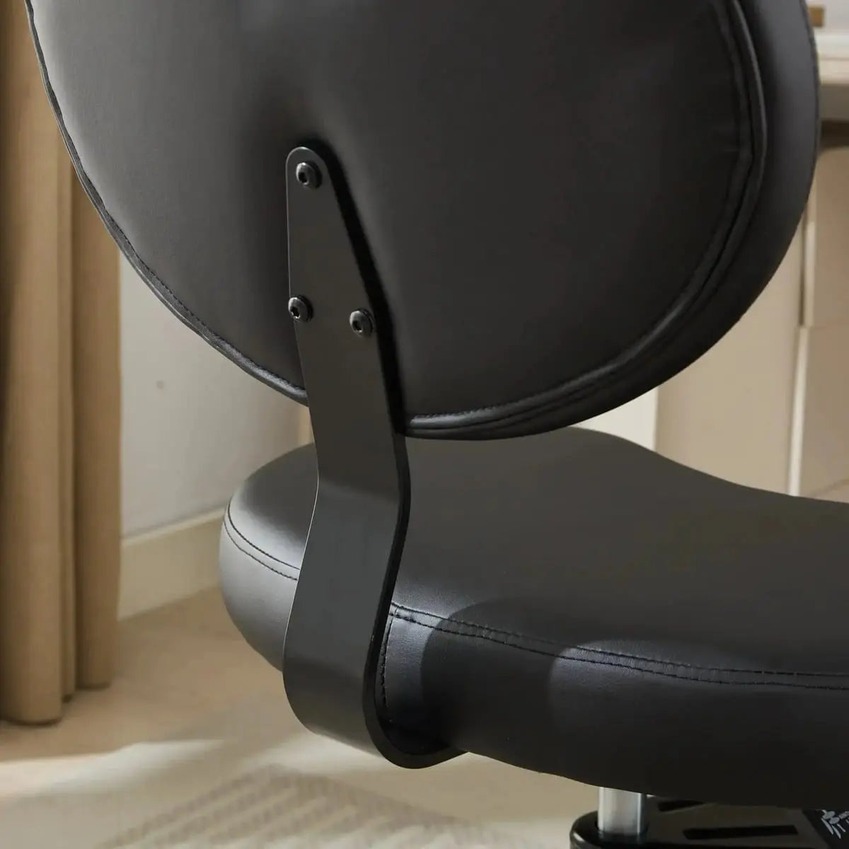 Platinum-Level Office Chairs meditation chair with lumbar support, designed for plus size comfort and 360-degree swivel.