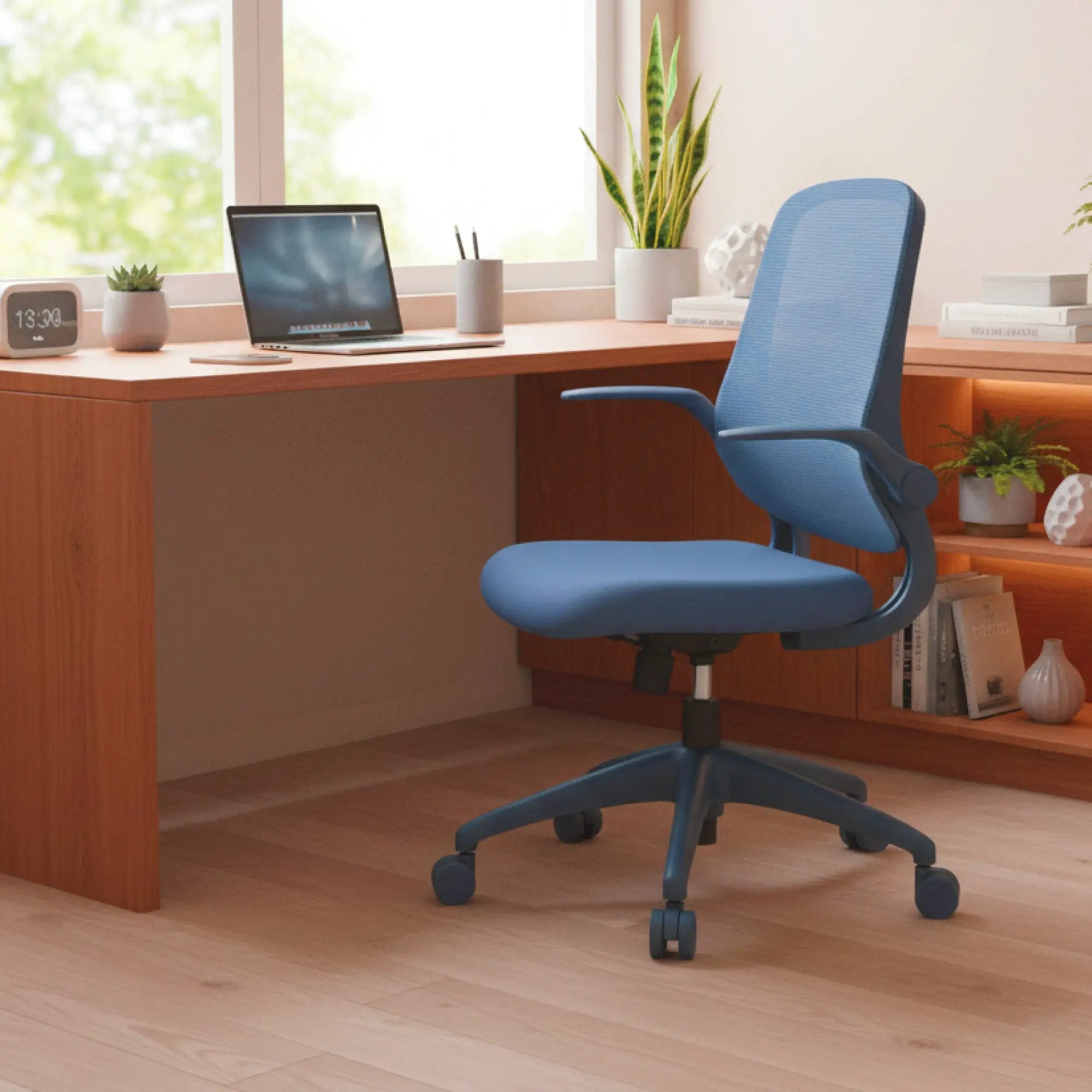 Platinum-Level Office Chairs ergonomic office chair with mesh back, molded foam seat, supports up to 350 lbs for home or office use.