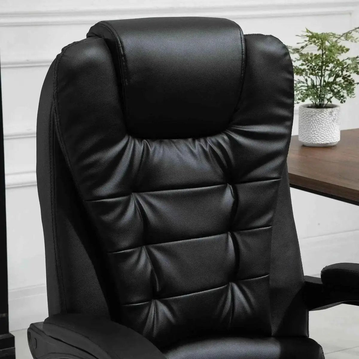 Vinsetto Deluxe Ergonomic Massage Office Chair with Lumbar Support and - Platinum-Level Office Chairs